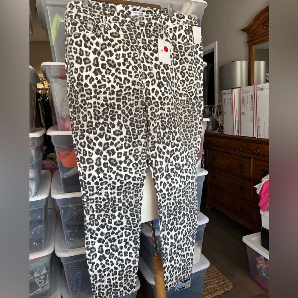 Leopard Jeans